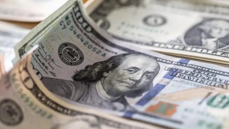 Dólar blue hoy minuto a minuto: a cuánto está este miércoles 15 de enero