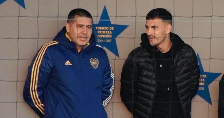 La fuerte crítica encubierta de Riquelme a Paredes: «Los que están acá es porque quisieron venir»