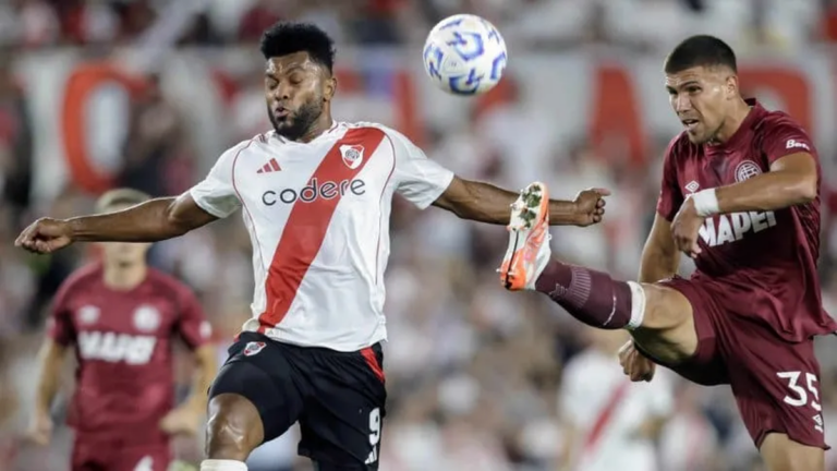 Gracias a Borja y Armani River consiguió un triunfo en el Monumental