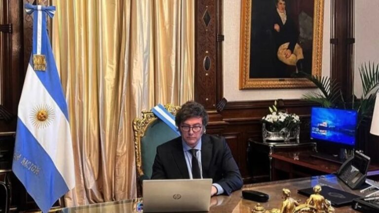 Javier Milei encabeza una nueva reunión de Gabinete completo en una semana de definiciones