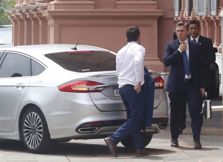 Zdero se entrega a Milei agobiado por la crisis económica de Chaco