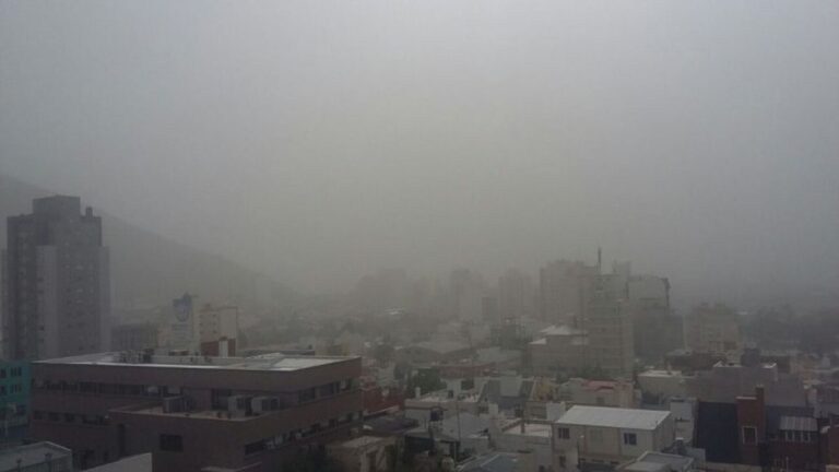 Las ráfagas de este lunes llegarían a 80 Km/h