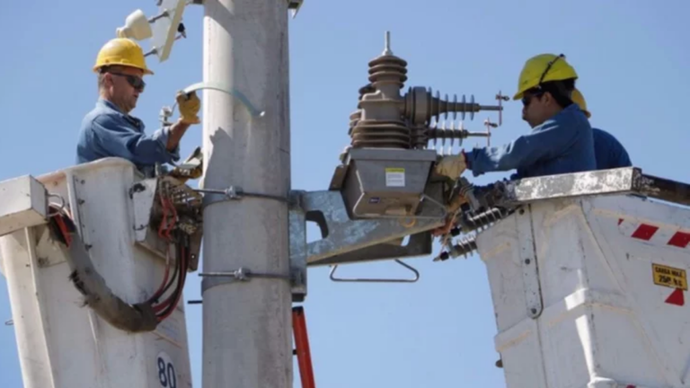 Cortan la energía en 23 barrios de la zona sur