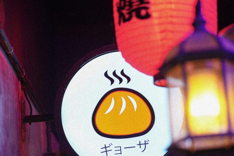 La nueva ruta de sabores asiáticos para descubrir entre fine dining coreano, cantinas japonesas y parrillas chinas