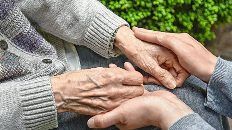 Curso para cuidadores domiciliarios de personas mayores