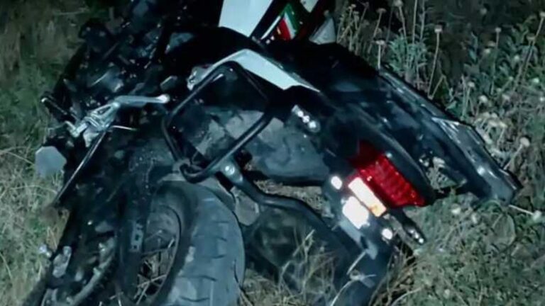 Recuperan motocicleta robada tras una persecución