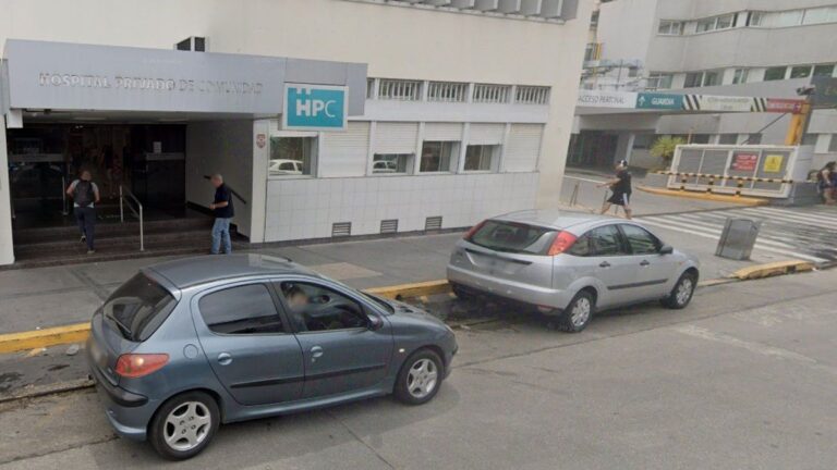 Video: una mujer dio a luz en el asiento trasero de un taxi en Mar del Plata