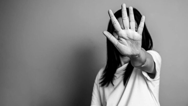 Este lunes habrá una marcha para pedir justicia por la mujer atacada por su ex en Km.8