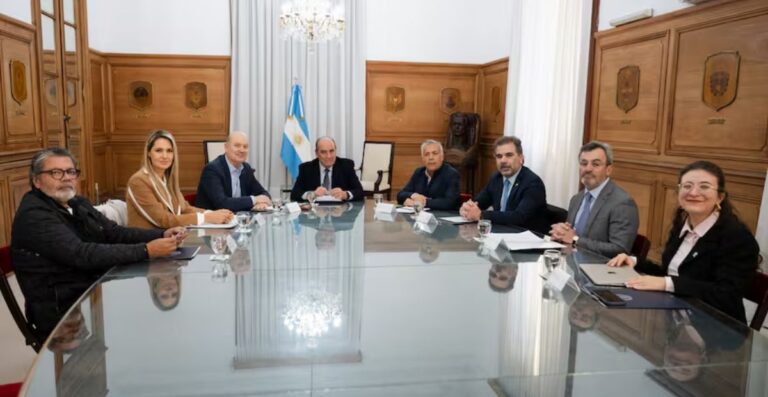 La CGT y Milei pactan. Se activa el Consejo de Mayo