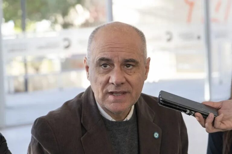Bohe analizó el pliego del transporte público con los concejales oficialistas