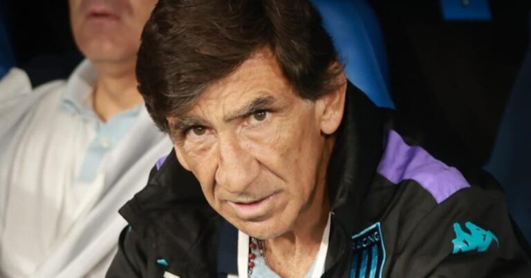 Con el conflicto por Maxi Salas en auge, Racing perdió ante General Caballero en un amistoso