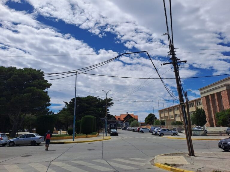 Jueves con temperaturas templadas y viento moderado en Comodoro