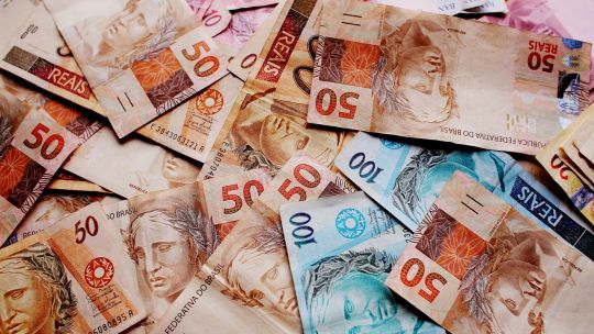 A cuánto cerró el euro blue este lunes 18 de agosto