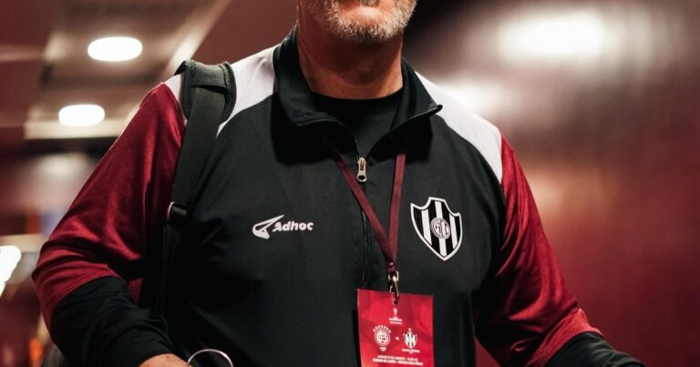 Lanus y Central Córdoba definen el pase a cuartos de final