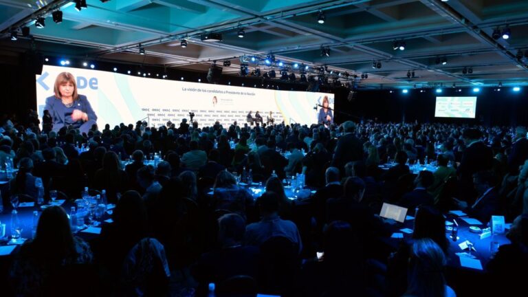 El 80% de los empresarios esperan una mejora de la economía en 2026, pero advierten por la presión impositiva