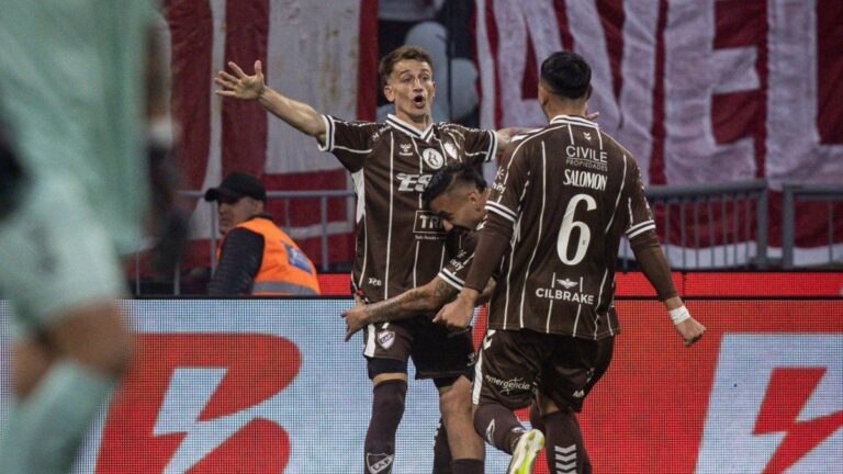 Fútbol libre por celular: cómo ver en vivo Platense vs. Godoy Cruz