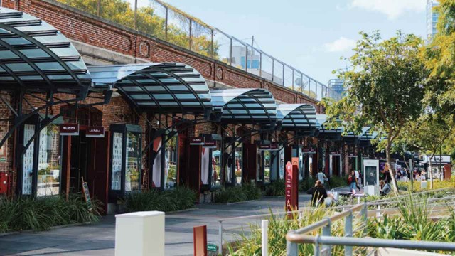 Llegó mega outlet de ropa importada barata por tiempo limitado: dónde queda y hasta cuándo está abierto