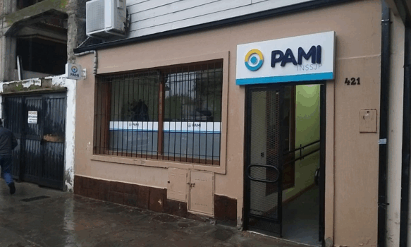 Jubilados de la Cordillera denuncian cortes de servicio y dificultades para acceder a la atención con PAMI