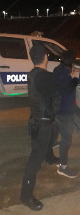 Sorpresa en Comodoro: la policía fue a una casa por un trámite y descubrió algo que no esperaba
