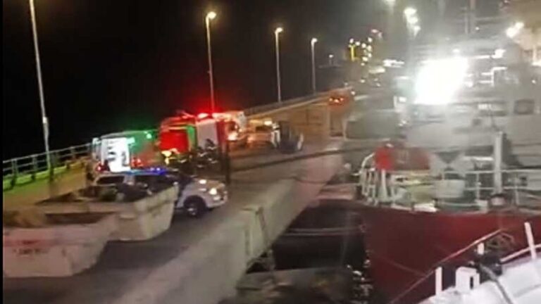 Dos marineros heridos al romperse un tensor en un pesquero