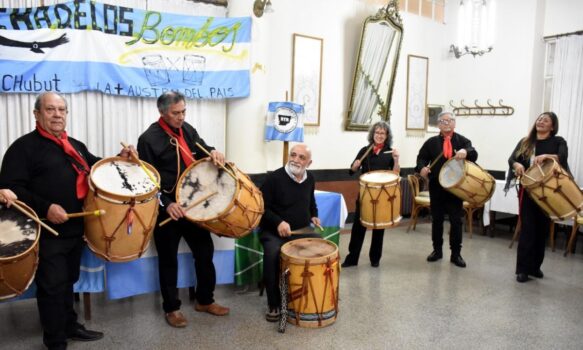 Marcha de los Bombos: una tradición que crece en Trelew