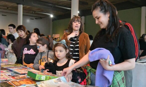 Pilar Vellón: Trelew tiene una feria del libro espectacular