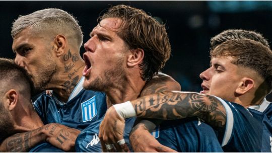 Racing sufrió, pero terminó llevándose tres puntos clave: venció 1-0 a Aldosivi y se subió al podio del Torneo Clausura