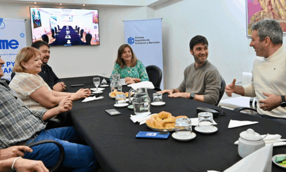 Torres se reunió con la Cámara de Comercio de Comodoro Rivadavia que apoya el reclamo por la eliminación de las retenciones a la industria petrolera