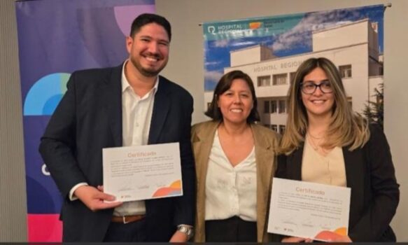 El Hospital Regional de Comodoro Rivadavia entregó certificados a 12 nuevos especialistas de la salud