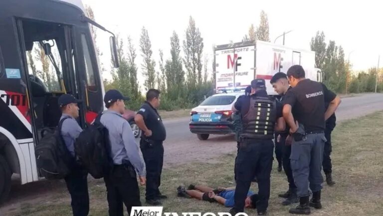Brote psicótico en pleno viaje: momentos de pánico en un colectivo del Alto Valle