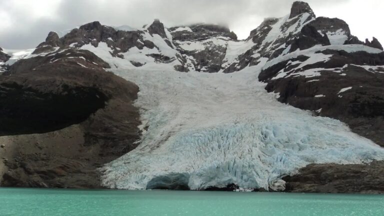Alerta por la Ley de Glaciares: especialistas denuncian un retroceso ambiental y riesgos para la seguridad hídrica