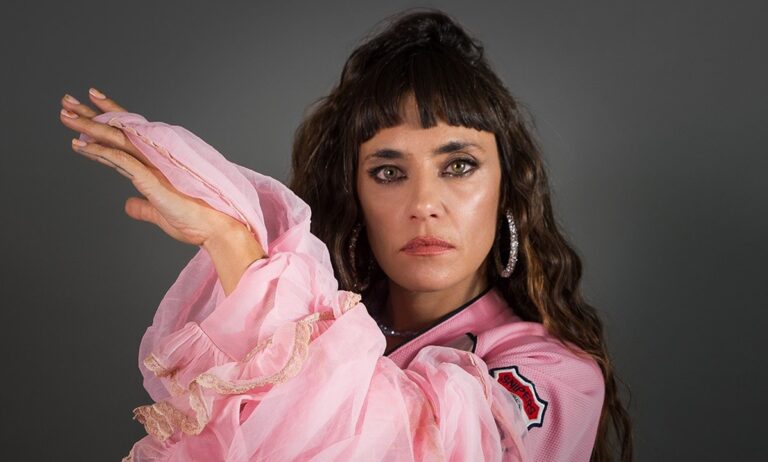 La artista chubutense Sara Hebe vuelve a la Patagonia con una gira por la cordillera: las fechas y localidades