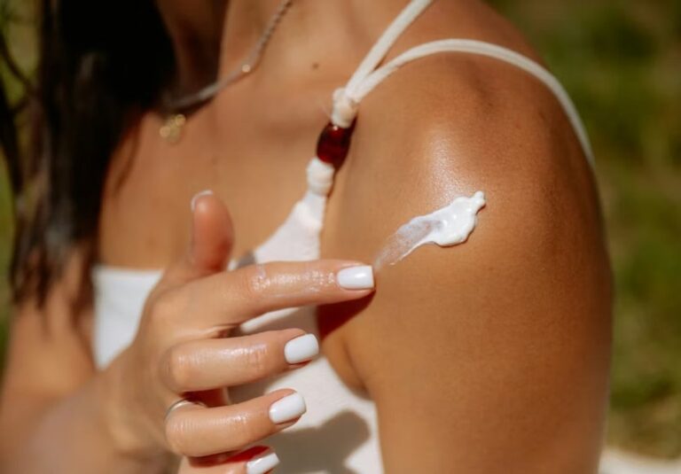 Verano y piel: los errores más comunes al usar protector solar y cómo corregirlos