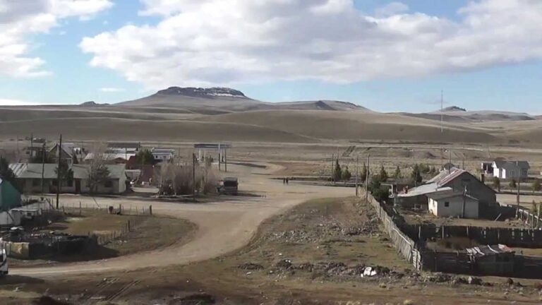 Un pueblo de Chubut redujo los horarios de su estación de servicio para evitar el cierre y despido de playeros