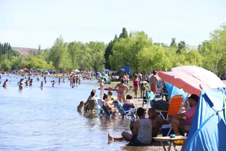 Fin de semana con calor extremo en Neuquén y Río Negro: la temperatura máxima alcanzará los 33C
