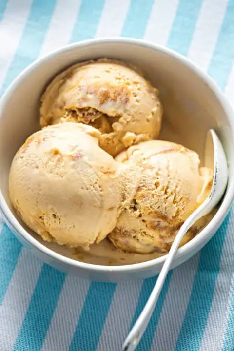 Helado de dulce de leche casero: la receta fácil, cremosa y sin máquina