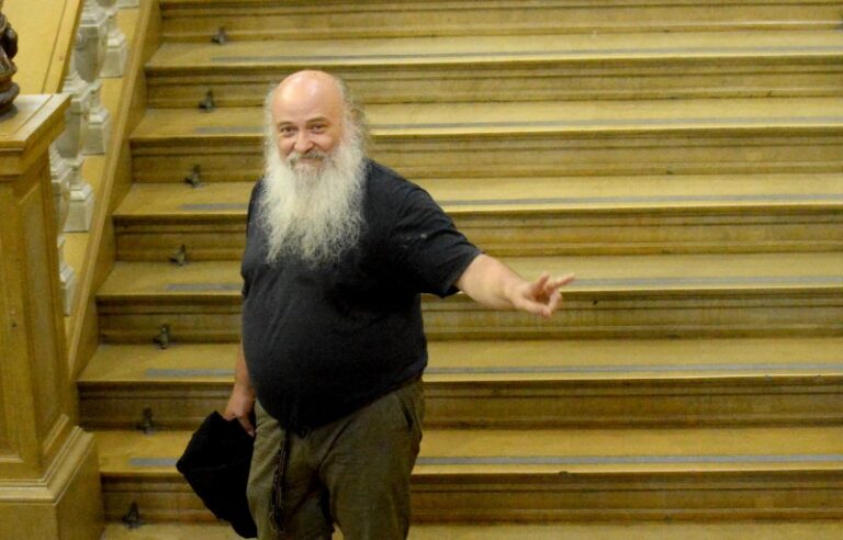 Pérsico quiere presentar lista en el PJ y denuncia que le secuestraron el token