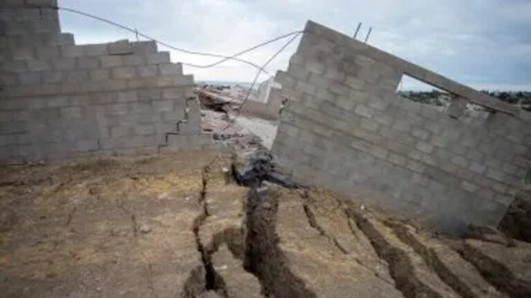 El geólogo José Paredes señaló que en cuestión de días habrá un informe preliminar sobre el Cerro Hermitte