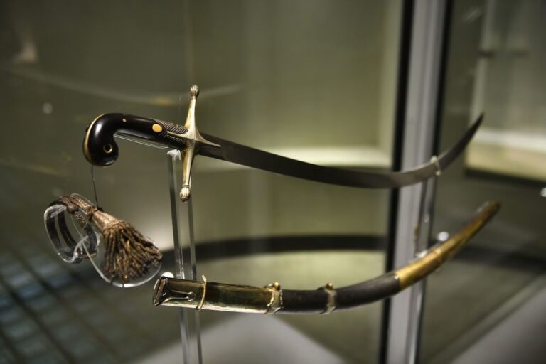 Milei encabezará el traslado del sable corvo de San Martín tras el aval judicial