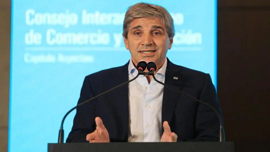 Quita de Ganancias: el Gobierno eliminó el beneficio a empresas y Caputo ratifica la baja de impuestos