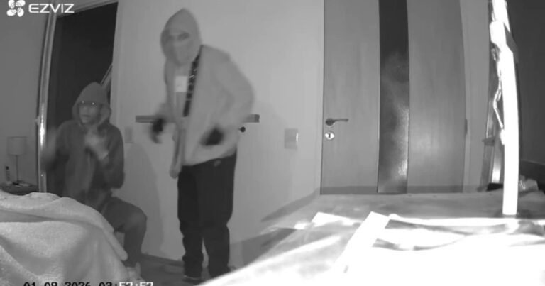 El video del brutal ataque de la Banda del Millón a la abuela influencer: «Callate porque te matamos»