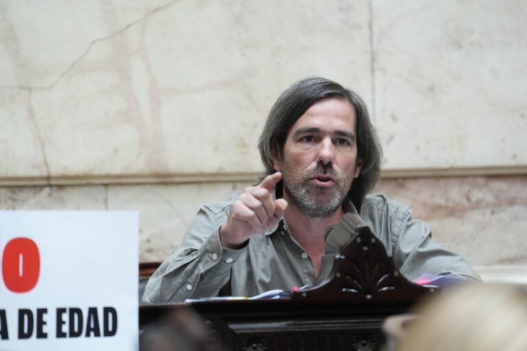 Del Caño: Sin votos peronistas, la reforma laboral no se aprobaba en el Senado