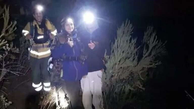 Rescatan en Lago Puelo a dos turistas perdidos