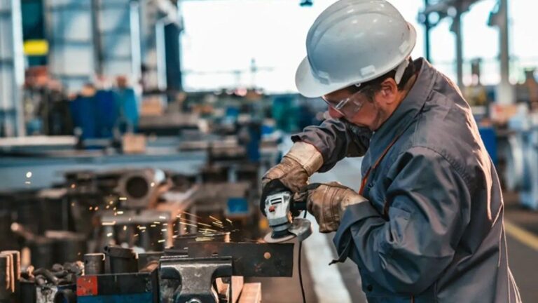 Industriales pymes: «en dos años de Javier Milei perdimos más que en cuatro con Mauricio Macri»