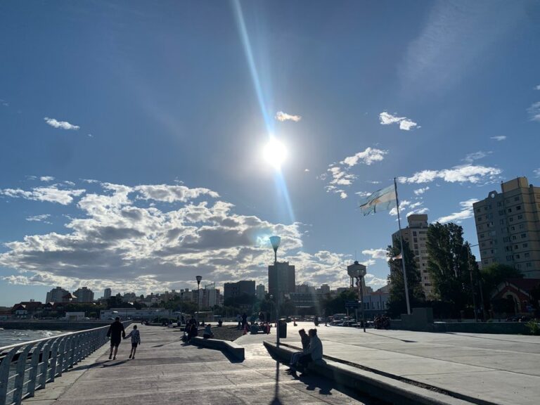 Calor en Comodoro: la máxima llegará a 27 C este miércoles con algo de viento