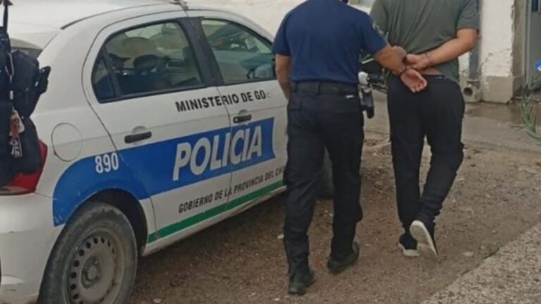 Robó una tarjeta y hallaron cuatro posnet en su bolso