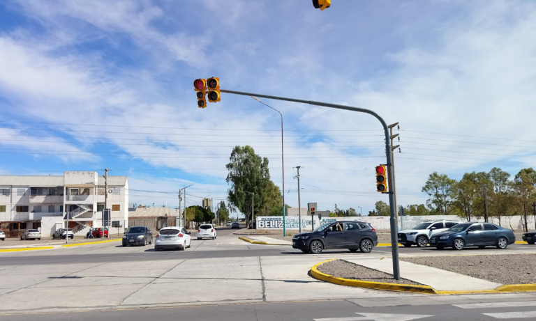 Trelew: habilitan semáforo frente al Hospital María Humphreys