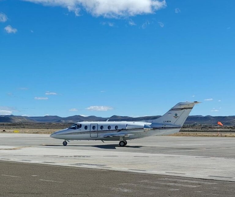Derivaron de urgencia en avión sanitario al nene que sobrevivió al accidente de Ruta 3
