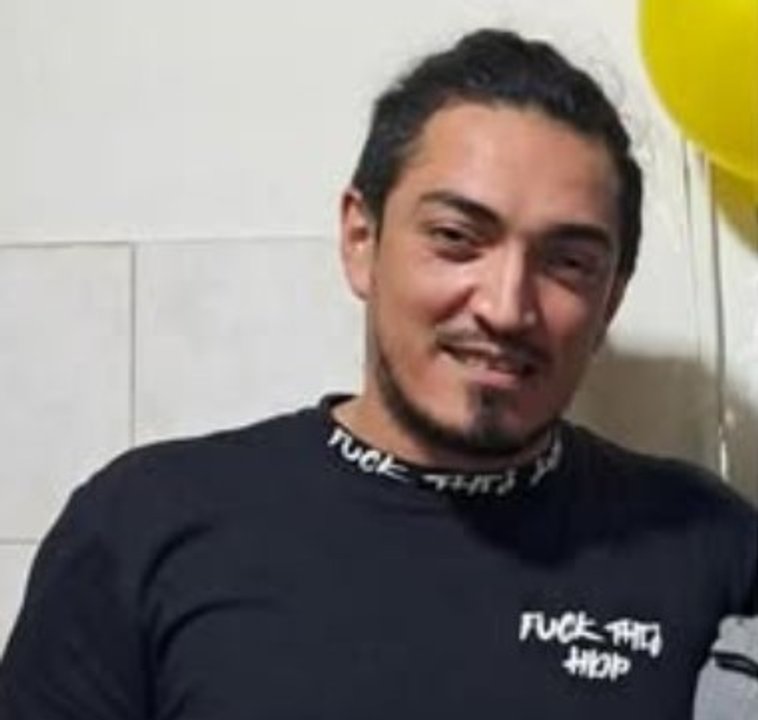Foto de Imanol Aquiles Barroso Fernández, hombre desaparecido en Comodoro Rivadavia