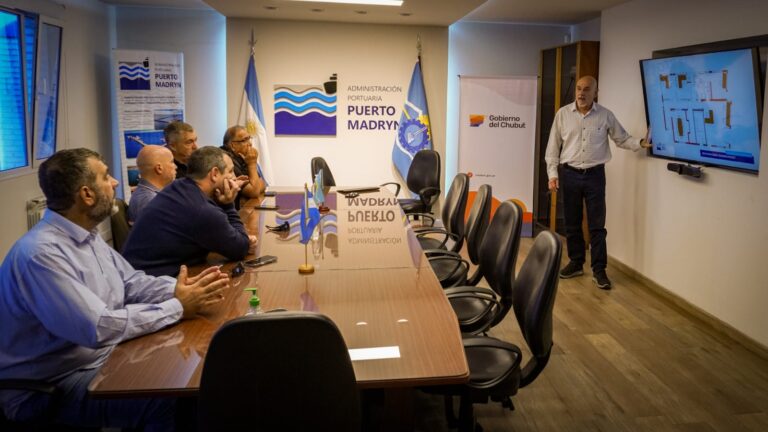 Reunión de la Administración Portuaria de Puerto Madryn con referentes del turismo de cruceros
